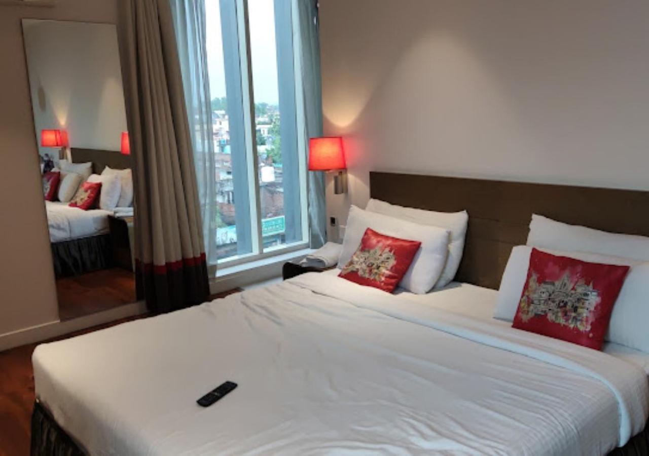 Hotel Le Lotus Grand Kakarmatha Dış mekan fotoğraf