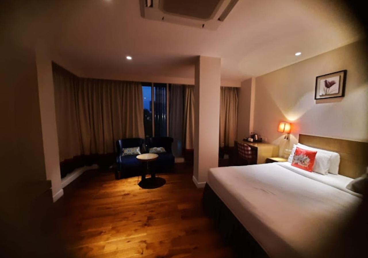 Hotel Le Lotus Grand Kakarmatha Dış mekan fotoğraf