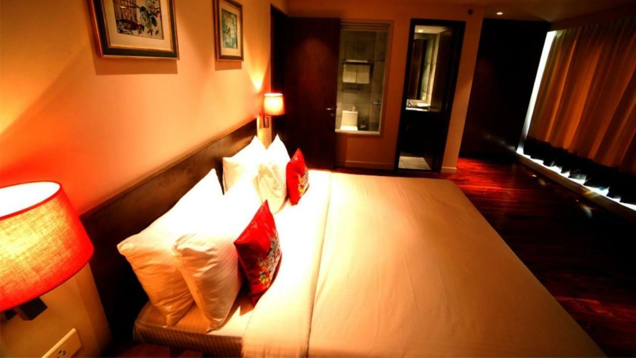 Hotel Le Lotus Grand Kakarmatha Dış mekan fotoğraf