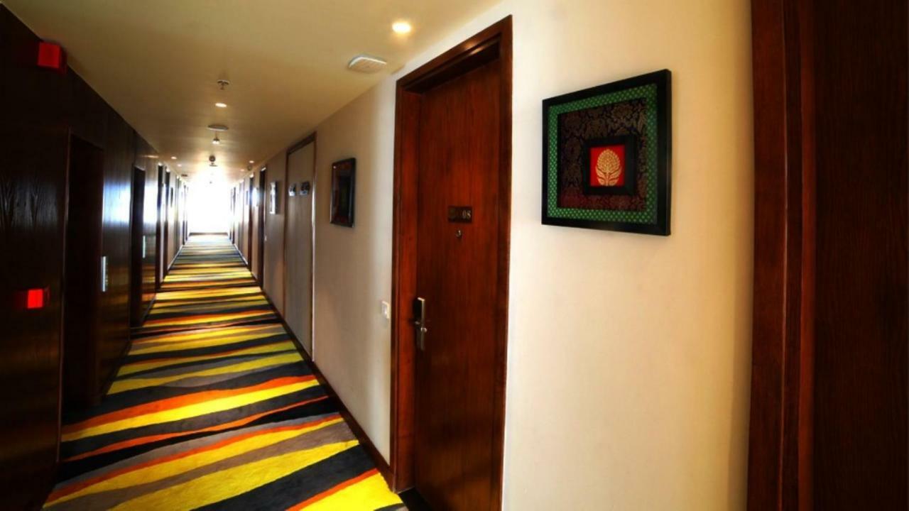 Hotel Le Lotus Grand Kakarmatha Dış mekan fotoğraf