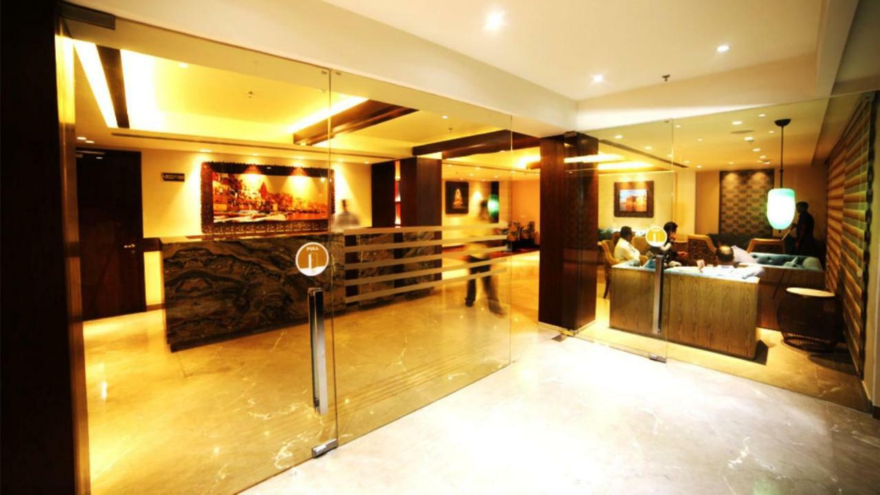 Hotel Le Lotus Grand Kakarmatha Dış mekan fotoğraf